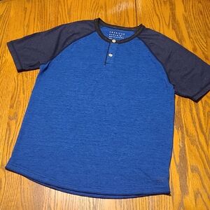 American Eagle Outfitters Blue Henley Tee - Men's Medium
